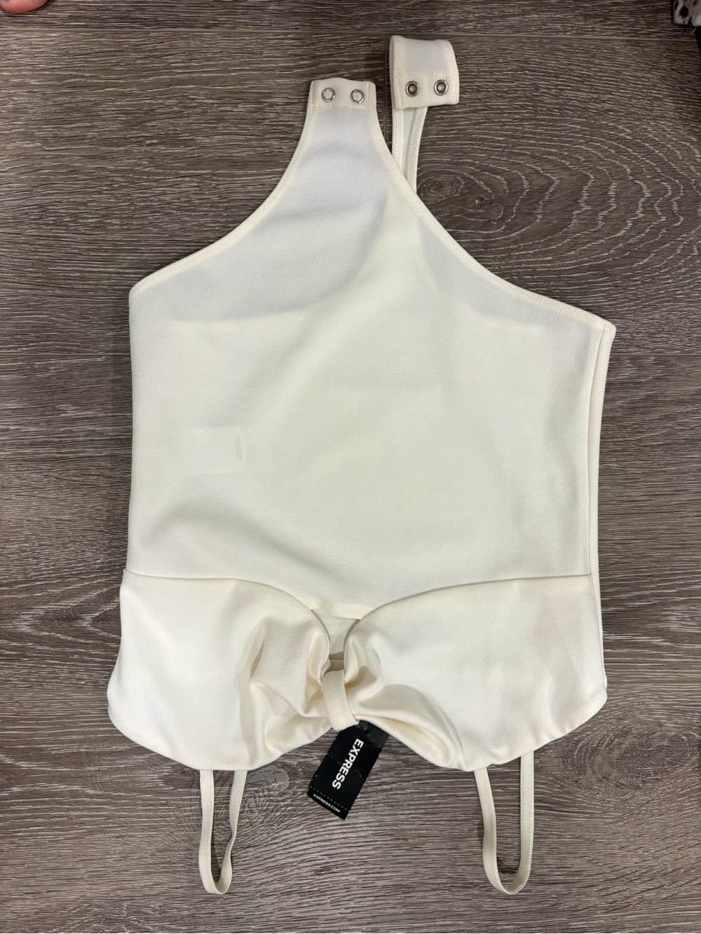 Express Cream One-Shoulder Bow Bodysuit